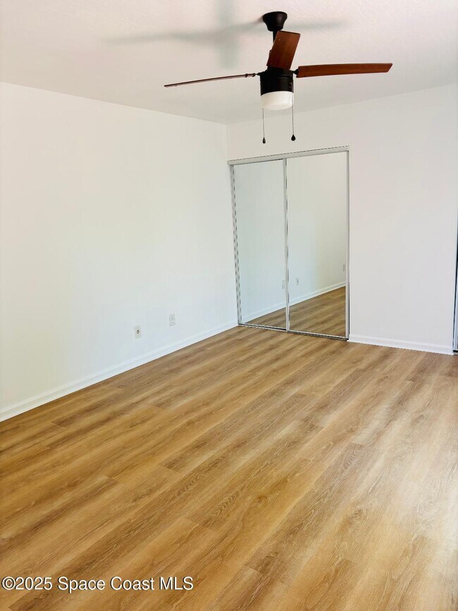 Building Photo - 3915 Vista Oaks Cir NE