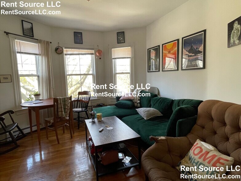 Building Photo - 248 Brookline St