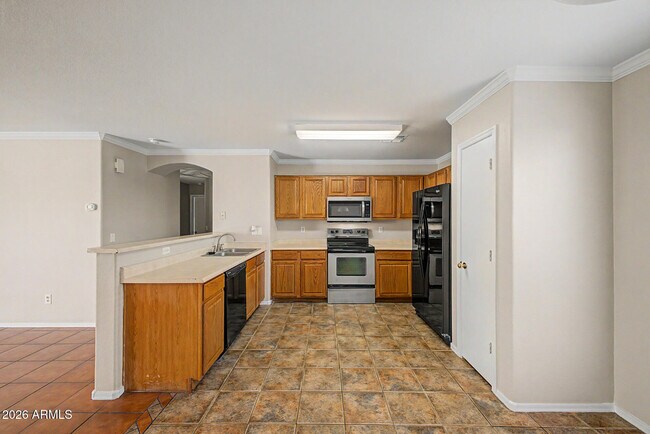 Building Photo - 8133 W Magnolia St