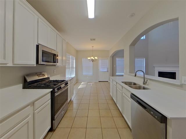 Building Photo - 2784 Sweetbriar Ln