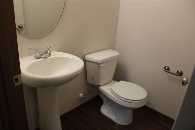 Building Photo - Oak Street Lofts, LLC #1