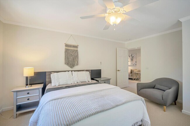 Building Photo - Welcome to Your Luxurious Napa Valley Retr...