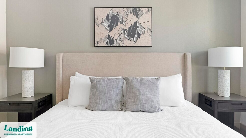 Building Photo - 12500 Shadowglen Trce