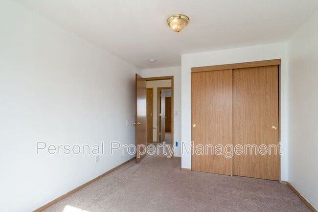 Building Photo - 17314 SE 22nd St