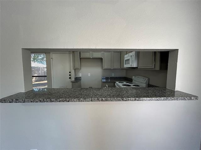 Building Photo - 7332 Blackthorn Dr