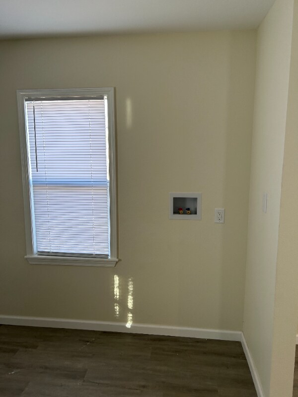 Building Photo - 3810 S Hughes St