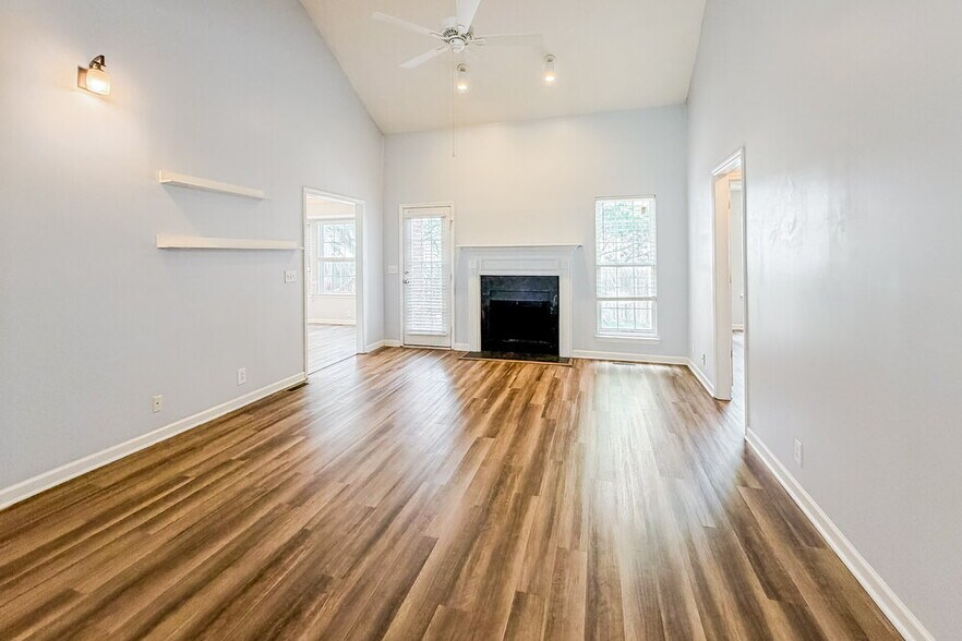 Building Photo - 608 Winthrop Ave