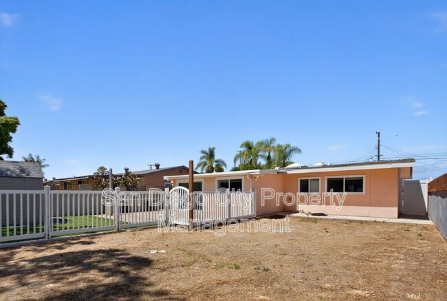 Building Photo - 2363 Judson St