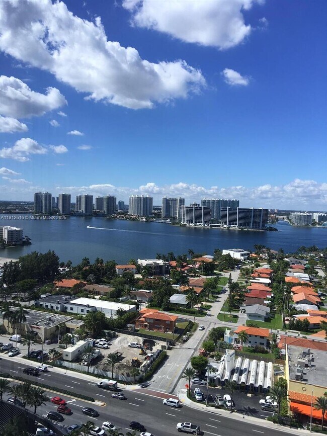 Building Photo - 18671 Collins Ave
