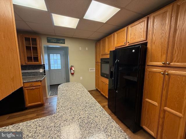 Building Photo - 555 Velde Ave