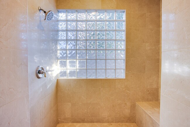 Building Photo - 2258 Green Mountain Ct