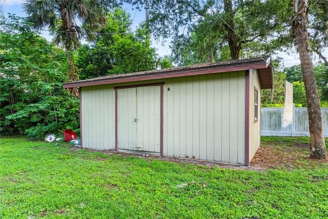 Building Photo - 1808 Delaney Ave