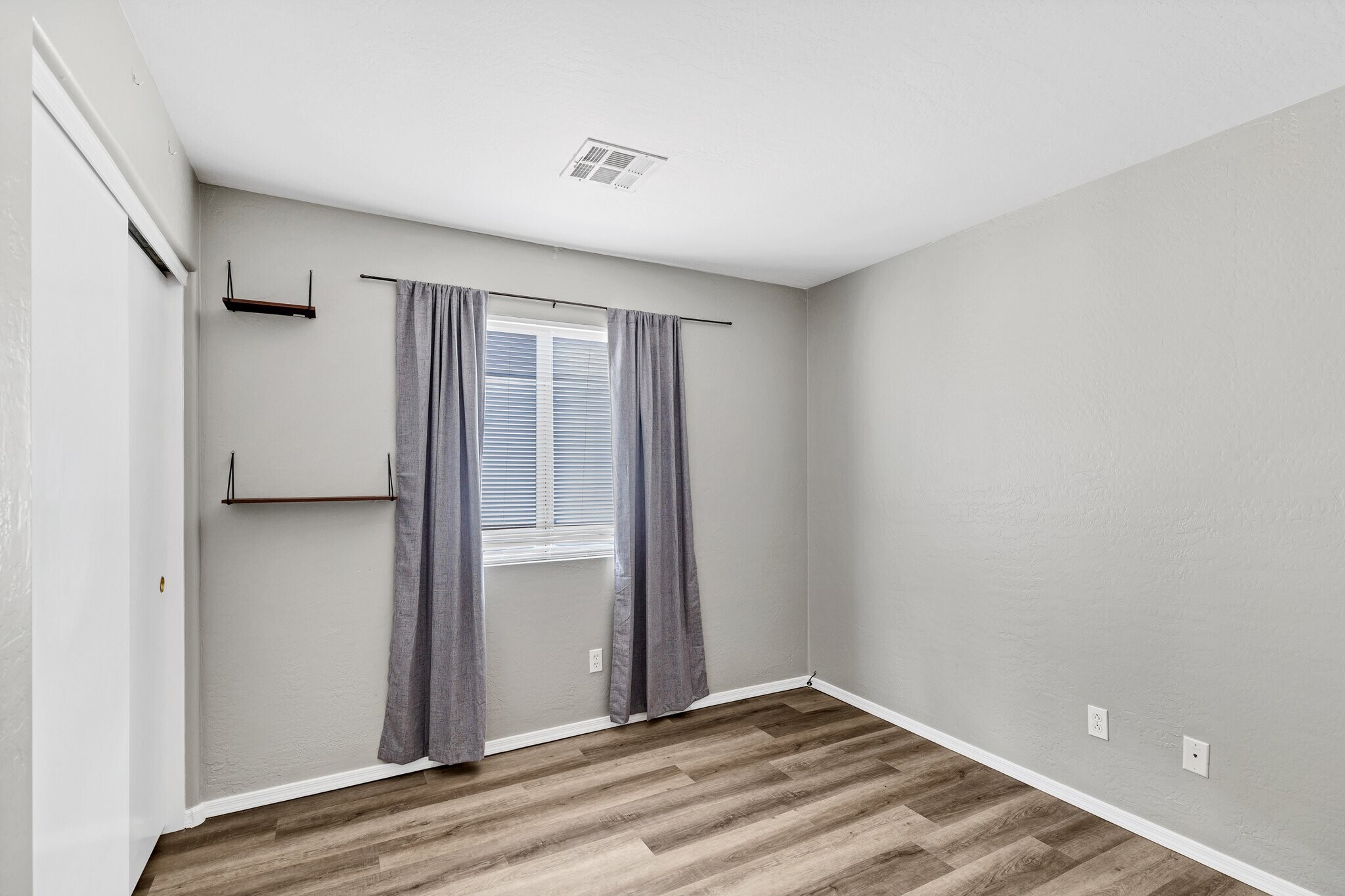 Building Photo - 14958 W Port Au Prince Ln