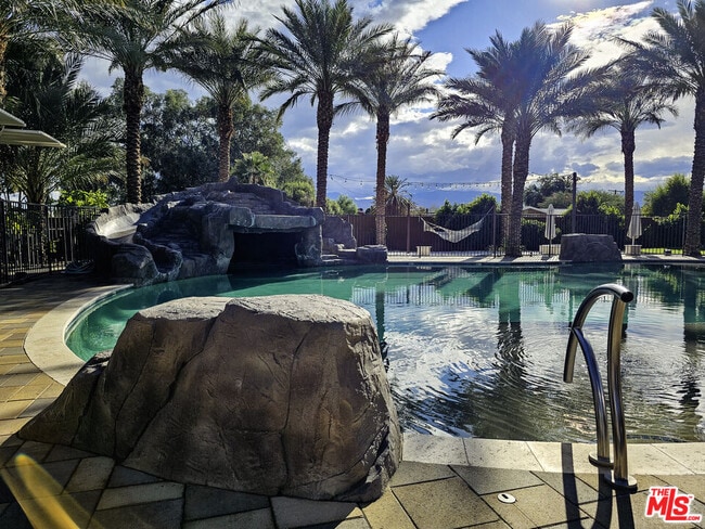 Building Photo - 38580 Rancho Los Cerritos Dr