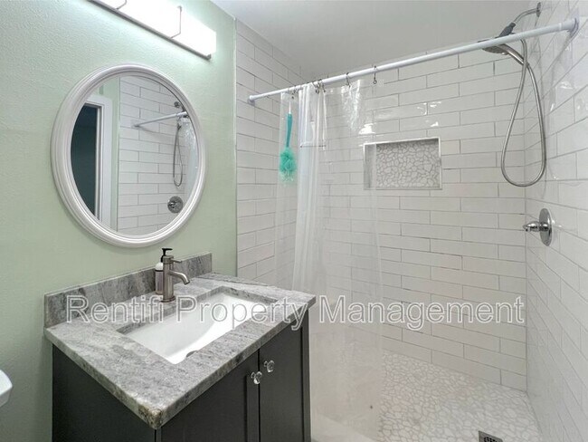 Building Photo - 3026 2nd St