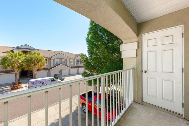 Building Photo - 8204 White Falls Blvd