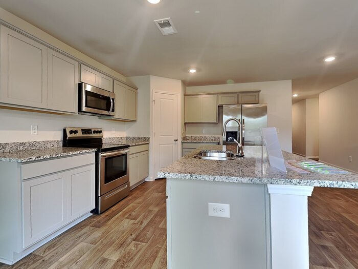 Building Photo - 308 Crooked Pne Ct