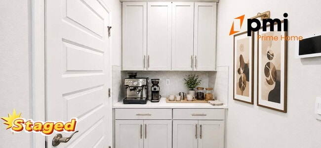 Building Photo - **Charming Upgraded 4-Bedroom Home for Rent in Waterleigh Community**