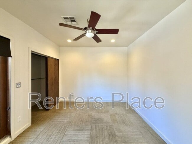 Building Photo - 1411 S Rockford Ave