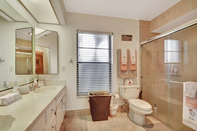 Building Photo - 5391 Alta Way