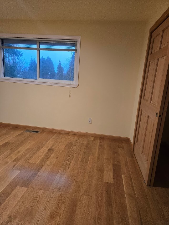 Building Photo - 12830 26th Ave S