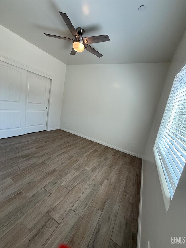 Building Photo - 3915 Costa Del Sol Ln