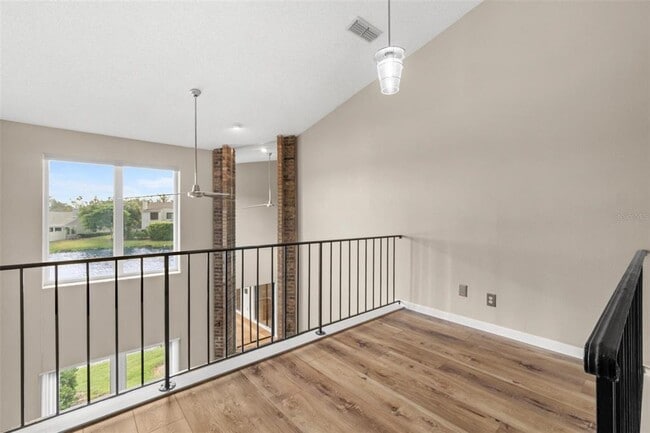 Building Photo - 846 Glades Ct