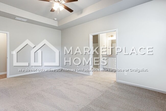 Building Photo - 214 W L Miller Dr