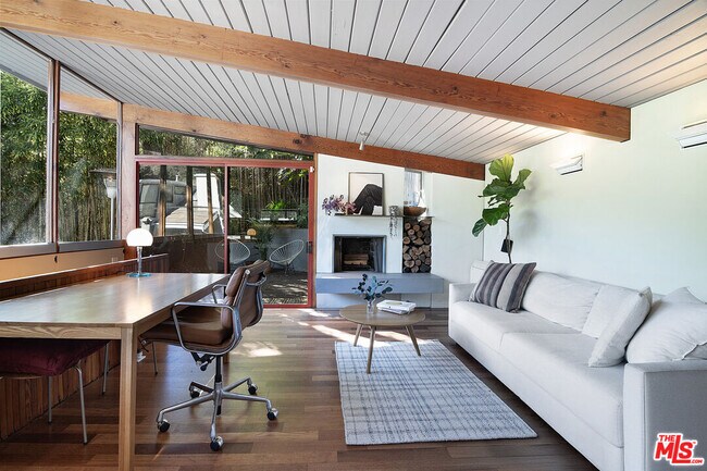 Building Photo - 10410 Quito Ln