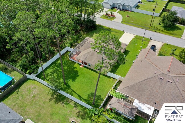 Building Photo - 30 Red Mill Dr