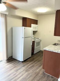 Building Photo - 20-32 Church St - 28-8