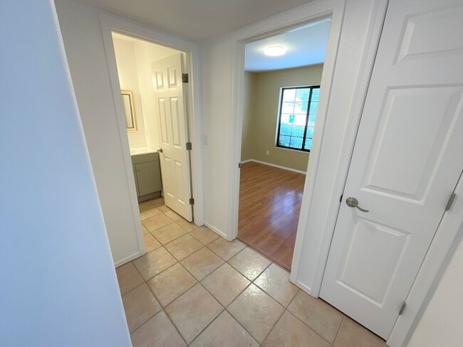 Building Photo - Foothills Location - 3 Bedroom 2 bath on cul-de-sac with Sparkling pool