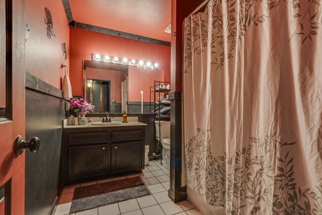 Building Photo - A truly one-of-a-kind pirate themed home that brings creativity and fun to life!