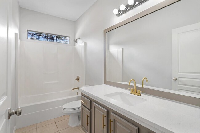 Building Photo - 6791 Veronica Ct