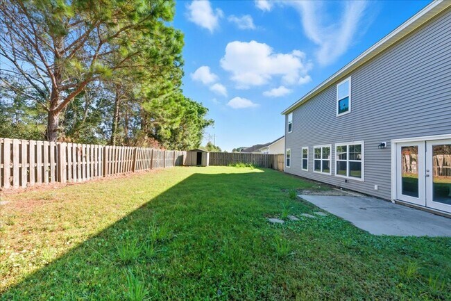 Building Photo - Spacious 5-Bedroom Home in the Live Oak Community – Richmond Hill, GA