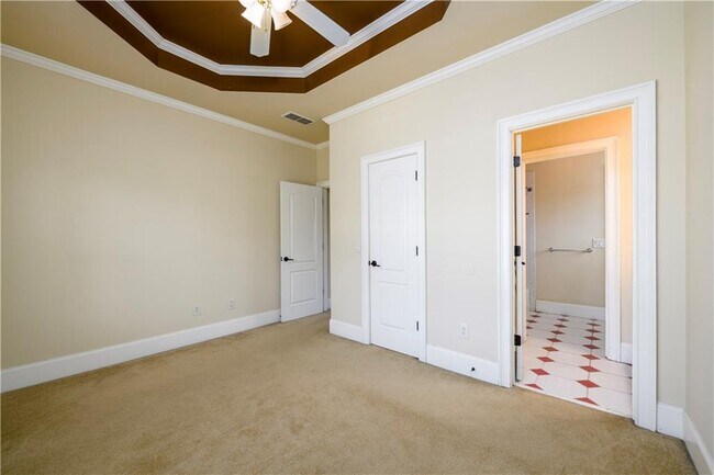 Building Photo - 2770 Shumard Oak Dr