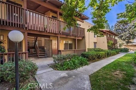 Building Photo - 1040 W MacArthur Blvd