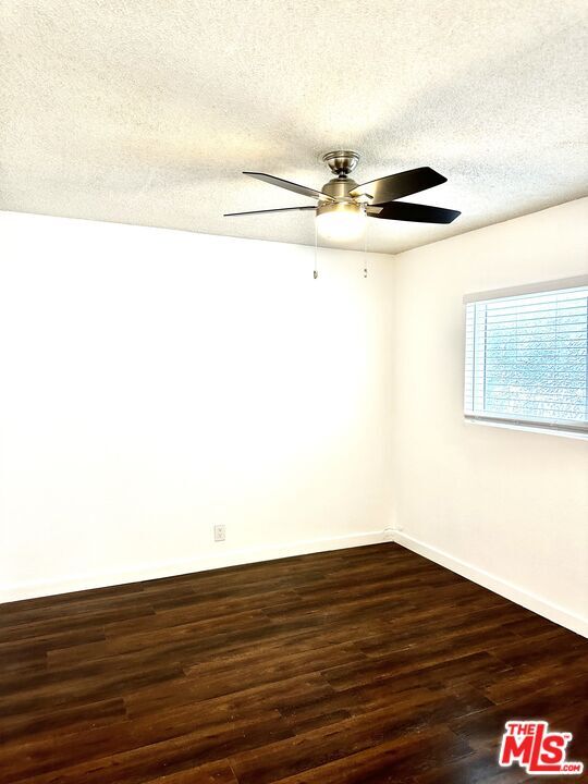 Building Photo - 4115 W Century Blvd