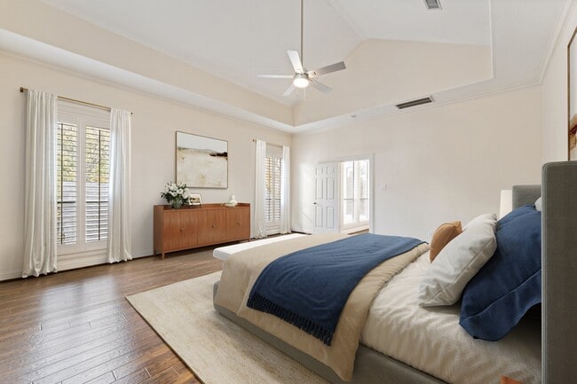 Building Photo - 5422 Gibson St