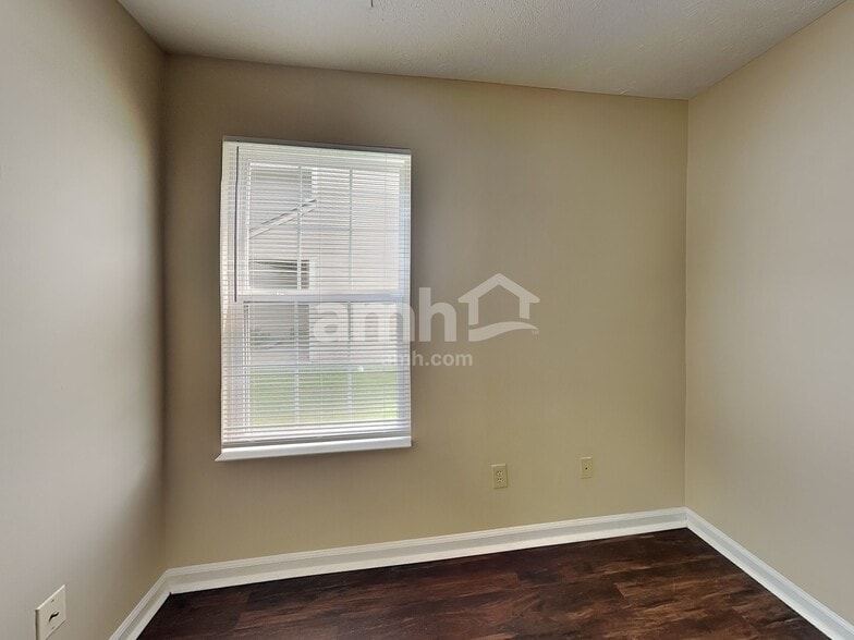 Building Photo - 8103 Chesterhill Ln