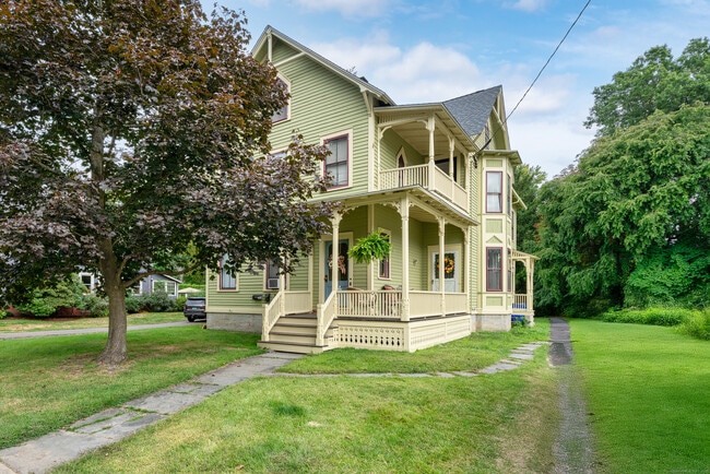 Primary Photo - 24 Hartford Ave