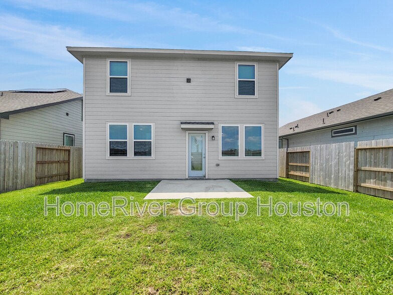 Building Photo - 18815 Chisholm Mdws Dr