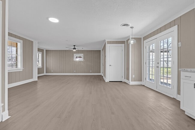 Building Photo - 8254 Whitebrook Dr