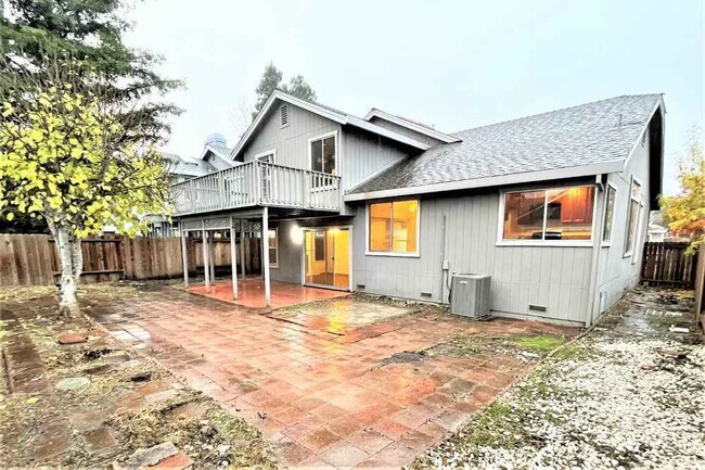 Building Photo - Welcome to 8409 Trimmer Way, Sacramento, C...