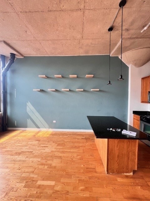 Building Photo - 3963 W Belmont Ave
