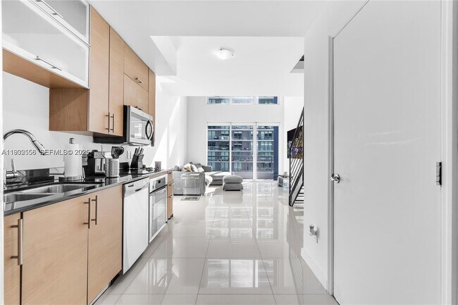 Building Photo - 60 SW 13th St