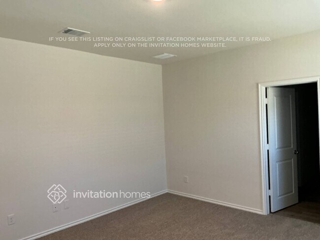 Building Photo - 3909 Amethyst Dr