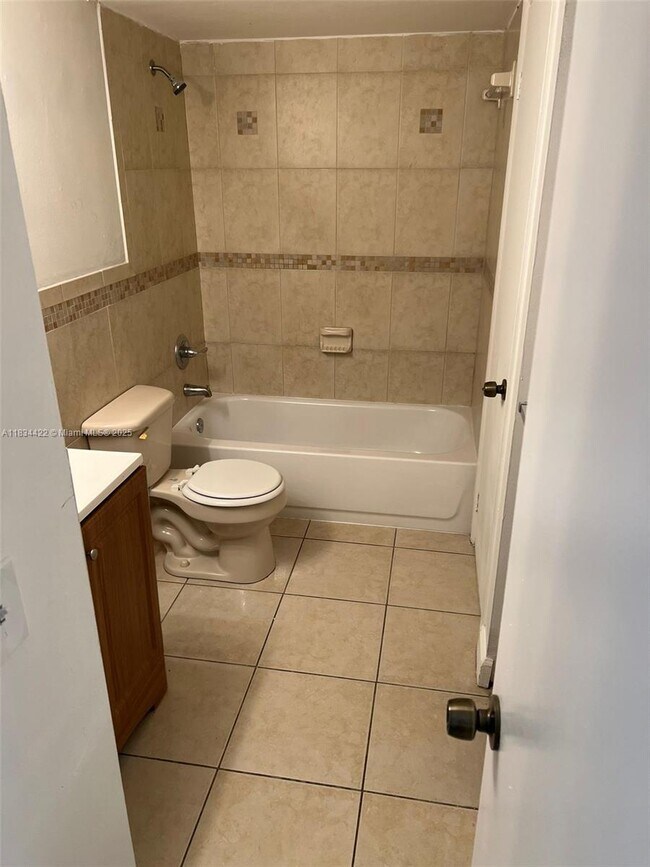 Building Photo - 484 NW 165th St