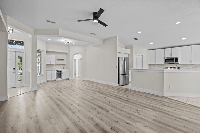 Building Photo - 309 S Ocean Trace Rd