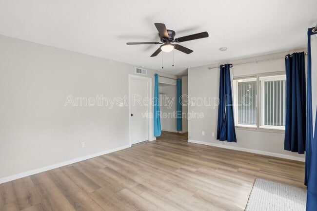 Building Photo - 6201 W Acoma Dr